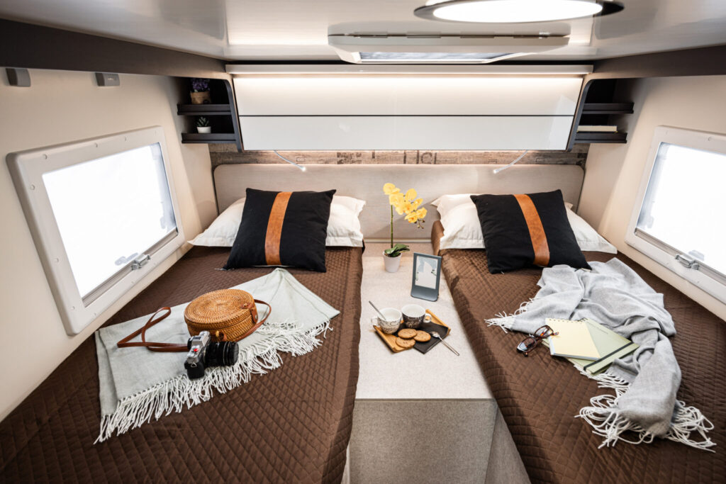 Mclouis-mc4-339-slim-062-2048×1366